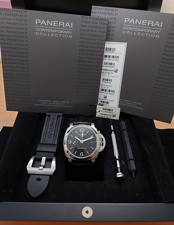 Panerai Luminor 1950 3 Days GMT Automatic Ref. PAM00320